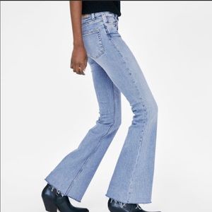 Zara Flared Jeans Size 10 NWT Z1975
